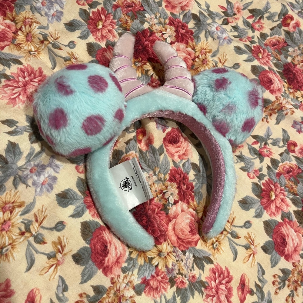 Sulley from Monsters Inc Plush Disney Minnie Ears 💜